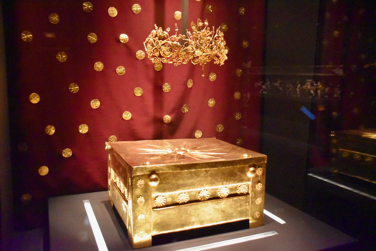 Vergina Oct 22 Greece Tour John DeLancey